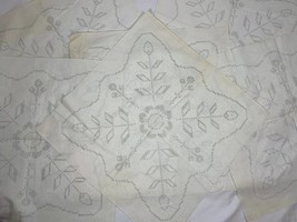 6 VTG NOS Unfinished Embroidery Square Pillow Panels Flower Snowflake - €16,91 EUR