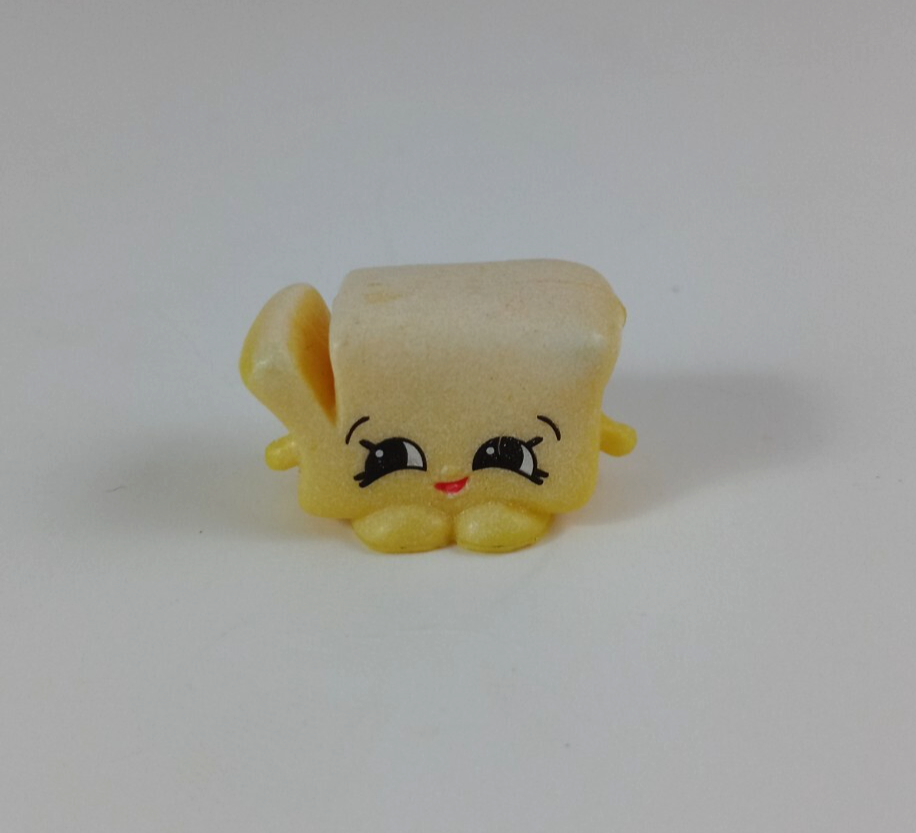 Moose Shopkins Season 6 Bakery Betsy Butter - $4.84