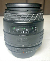Sigma UC Zoom 28-70mm 1:3.5-4.5 Lens. - $19.68