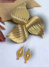 VTG Sarah Coventry Brooch Earrings Set 2 Faux Pearl Leaf Gold Tone Cottagecore - £15.39 GBP