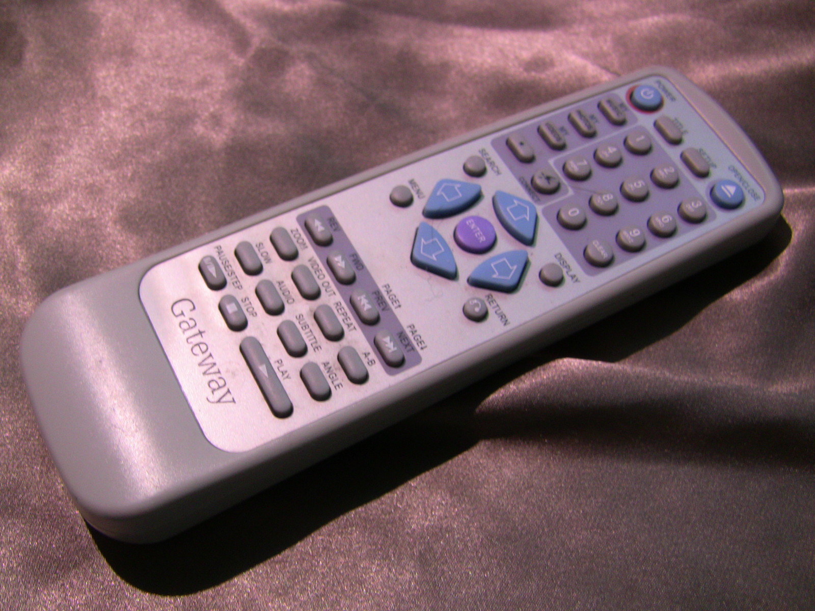 GATEWAY MEDIA CENTER REMOTE CONTROL HOF3G98D4 - $10.00