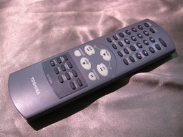 Vc Fk20 S Toshiba Tv Vcr Control Remote - $13.79