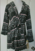 Muk Luks Black and Red (lumber jack) Plaid Short Fleece robe belted Size Medium - £13.29 GBP