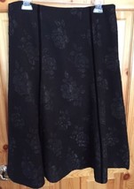 East 5TH A-Line Skirt Black Sz 8 Velvet Detail &amp; Shiny Embroidered Floral Zip - £7.00 GBP