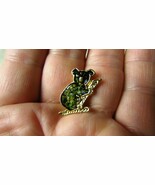 Enamelled Koala Lapel Pin With Crushed Green Stone  - €19,29 EUR