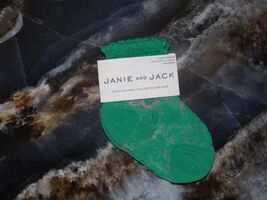 Janie and Jack Sheer Green Flower Ankle Socks Size 6/12 Months Girl's NEW - $9.00