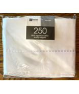 JC Penney Home Collection Elegan 250 Count 100% Egyptian Cotton  White T... - $279.29 MXN