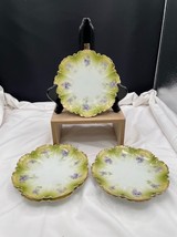 Set of 5 Green Scalloped Edge Bread Plates Purple Flowers Gold Trim Vintage - £30.57 GBP