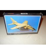 VINTAGE STARFIX ALPHA JET - 1/72ND SCALE PLASTIC MODEL KIT -- NEW- - $135.14 MXN