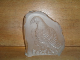 Carved Glass Eagle Paper Weight  - £7.86 GBP