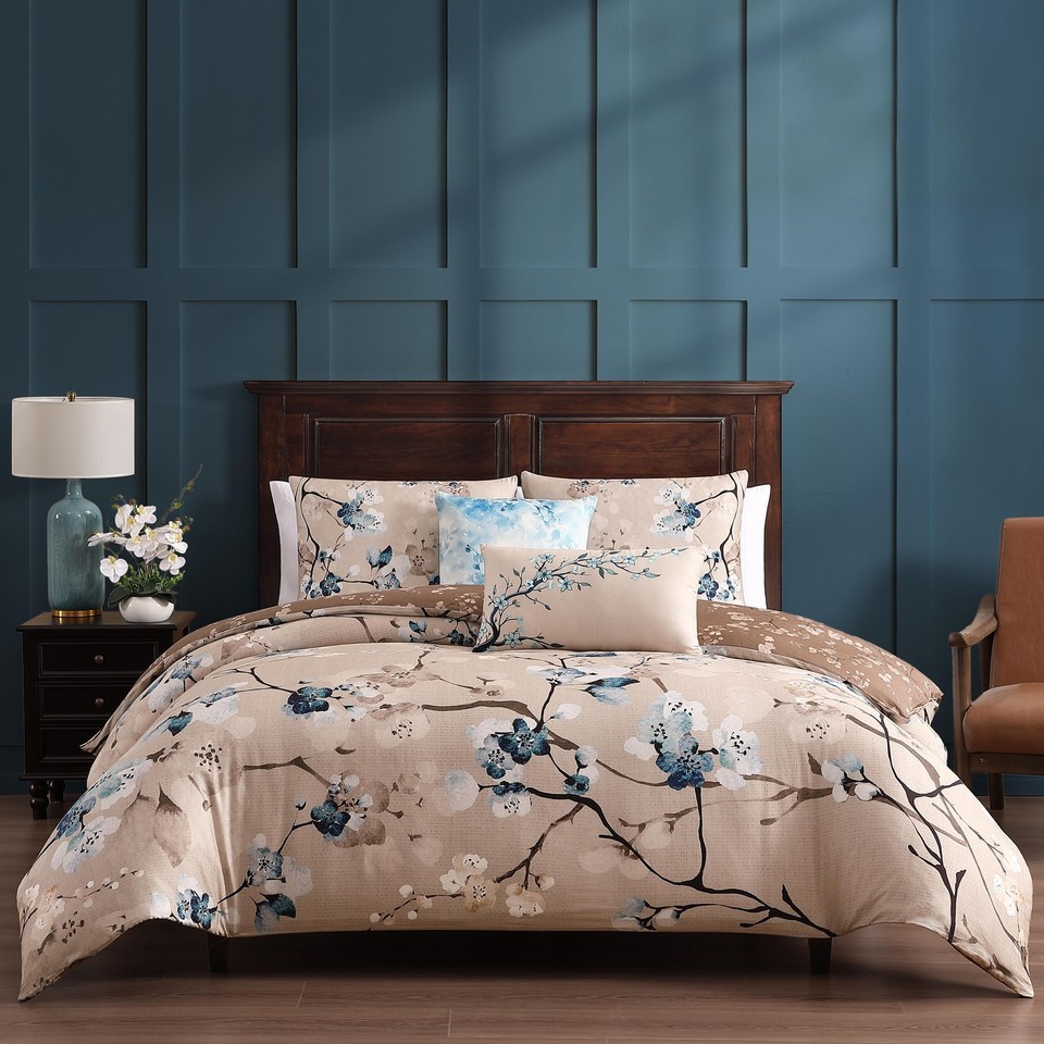 Blue Blossom 5 Piece Reversible Comforter Set Twin - $131.80+