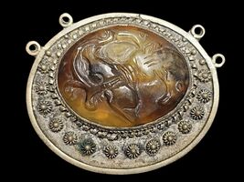 Vintage Carved Chalcedony Dragon Medallion Pendant Silver Tone Multi Loo... - $227.65