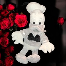 Disney Parks Donald Duck 7” Plush Black Gray &amp; White Plush Authentic - $124.28 MXN