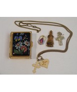 Lot rosary box Jesus infant of Prague figure heart cross pendant porcela... - $380.72 MXN