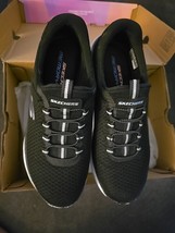 Skechers Sport Women&#39;s Sneaker Sz 6 Casual Shoes Black Summits - £38.06 GBP