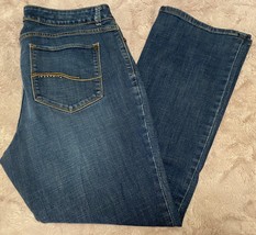 Lee Modern Series Woman&#39;s Size 10 Short Curvy Fit Boot Cut Blue Jeans - £13.96 GBP
