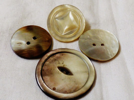 Vintage lot of 4 Mother of Pearl carves buttons - £24.95 GBP