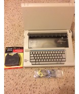 Smith Corona Spellmate 700 Portable Electronic Dictionary Typewriter - $230.66 CAD