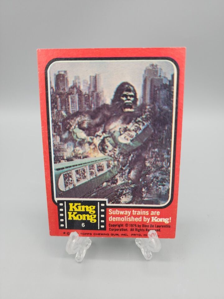 King Kong 1976 Topps #6 Subway Trains Demolished by Kong Vintage Trading Card - $4.55