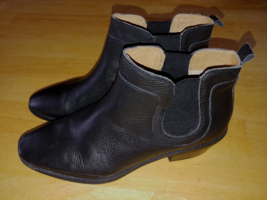 SOFFT LADIES BLACK LEATHER ANKLE BOOTS-9.5M-NON-SLIP-BARELY WORN-NICE - £13.23 GBP