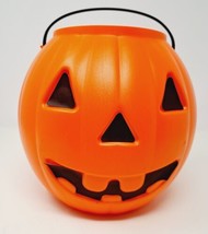 Pumpkin Jack-O-Lantern Candy Bucket VTG 1997 TPI Blow Mold Halloween Buck Tooth - £7.64 GBP