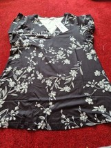 BNWT Liofoer Size XX-Large Floral Black Short Sleeved Top - $10.09