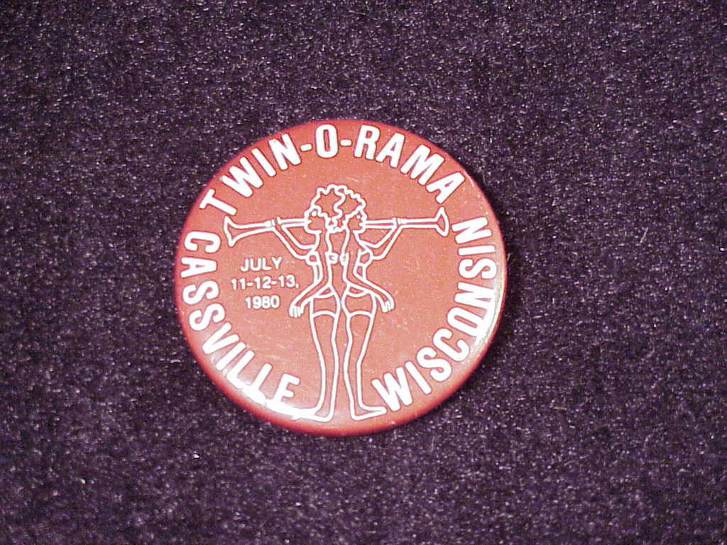 1980 Twin-O-Rama Cassville, Wisconsin Pinback Button, Pin - £4.68 GBP