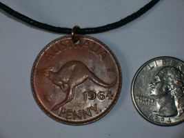 Vintage Australian Kangaroo Coin Pendant Necklace - $8.00