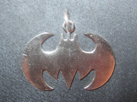 New Stainless Steel 30mm  BATMAN Pendant Necklace - £5.59 GBP