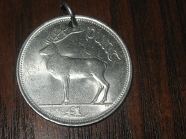 Authentic Rare Vintage Irish  Deer Harp Coin Pendant - $12.00