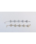 Fashion Jewelry Bracelet ~ Open Flower Design ~ Gold or Silver Tone #543... - $132.32 MXN
