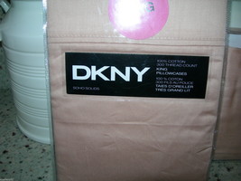 Dkny 2PC King Pillowcases &quot;Soho&quot; BLUSH/PEACH 300TH 100% Cotton Sateen Nip - £38.87 GBP