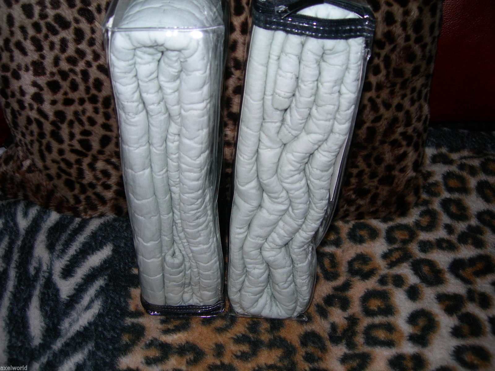DKNY  TWLIGHT SAGE GREEN ESSENTIALS PUCKERED STITCH  2PC STANDARD SHAM NIP Item image 5
