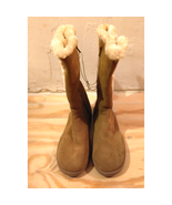 NWT Universal Thread Natural Suede Fur Boots Size 10 Ladies Fall Winter - $24.30 CAD