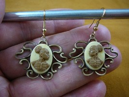 (CAE1-22) Rare African American Lady Brown + Ivory Cameo Dangle Earrings Jewelry - £18.45 GBP