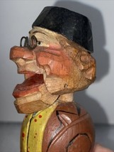 Vintage Anri Carved Wood Mechanical Bottle Stopper Laughing Man Shriners Hat ? - £22.41 GBP