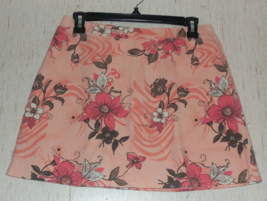 Excellent Womens Fashion Bug Orange W/ Floral Print Pull On Knit Skort Size M - £18.30 GBP