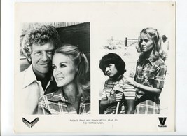 Hunted Lady-Robert Reed and Donna Mills-8x10-B&amp;W-Still - £23.90 GBP