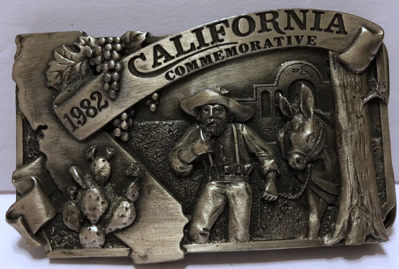 VTG Arroyo Grande Co. California Commemorative Pioneers Buckle Settler's Farm - $49.49