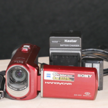 Sony Handycam DCR-SX41 60X Zoom 8GB Memory Camcorder *GOOD/TESTED* - $78.16