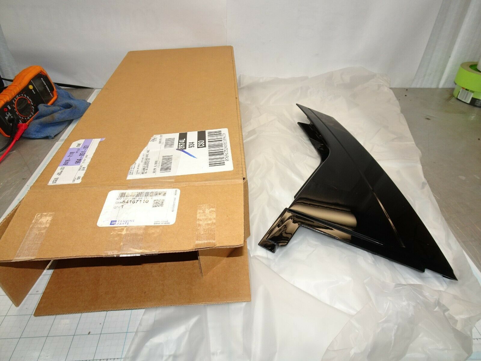 GM 84167110 Applique Trim Panel Rear window Left LH  OEM NOS General Motors - $68.67