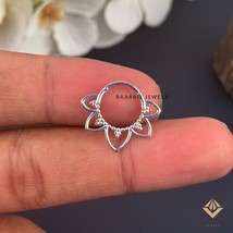 Zeal Septum Nose Ring in 14K Solid Gold, Daith Piercing, Clicker Daith P... - $3,446.15 MXN