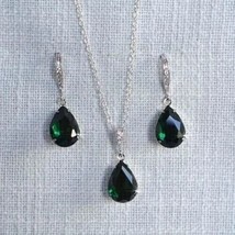 4Ct Pear Cut Lab-Created Green Emerald Necklace &amp; Earrings 14K White Gold Plated - £258.11 GBP