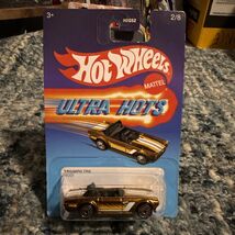 Hot Wheels Ultra Hots Triumph TR6 Copper White 1:64 Diecast Car 2024 - $246.29 MXN