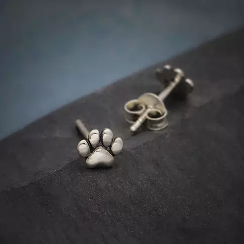 Sterling Silver Tiny Puffed Paw Post Earrings 5x6mm - $360.93 MXN
