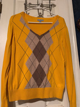 Vintage IZOD Size M Yellow Argyle Long Sleeve V-Neck Knit Sweater - £5.47 GBP