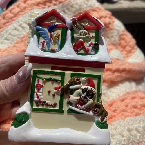 Russell Stover Warner Brothers Candy Kitchen 1997 Christmas Looney Tunes... - $12.00