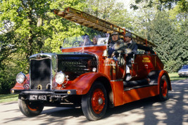 rs1832 - Early Fire Engine - Swansea Fire Brigade - print 6x4 - $2.80