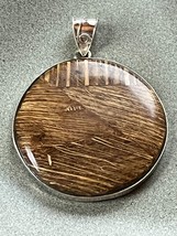 Large Heavily Grained Stained Round Wood or Other Material in 925 Marked Silver - £19.08 GBP