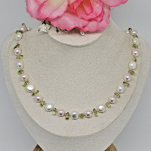 Artisan White Freshwater Button Pearl Peridot &amp; Pink Faux Pearl Choker Necklace - £18.30 GBP